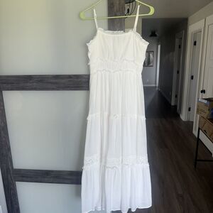 HYFVE Women's Dress White Size Med Spaghetti Strap Ruffle Hem Festival Boho